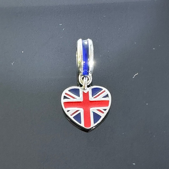 Pandora Great Britain UK Flag Travel Dangle Charm All Silver 925 Ale with box - Picture 1 of 5